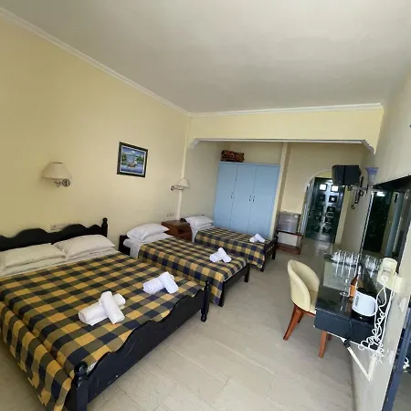 Hotel Christina 4*